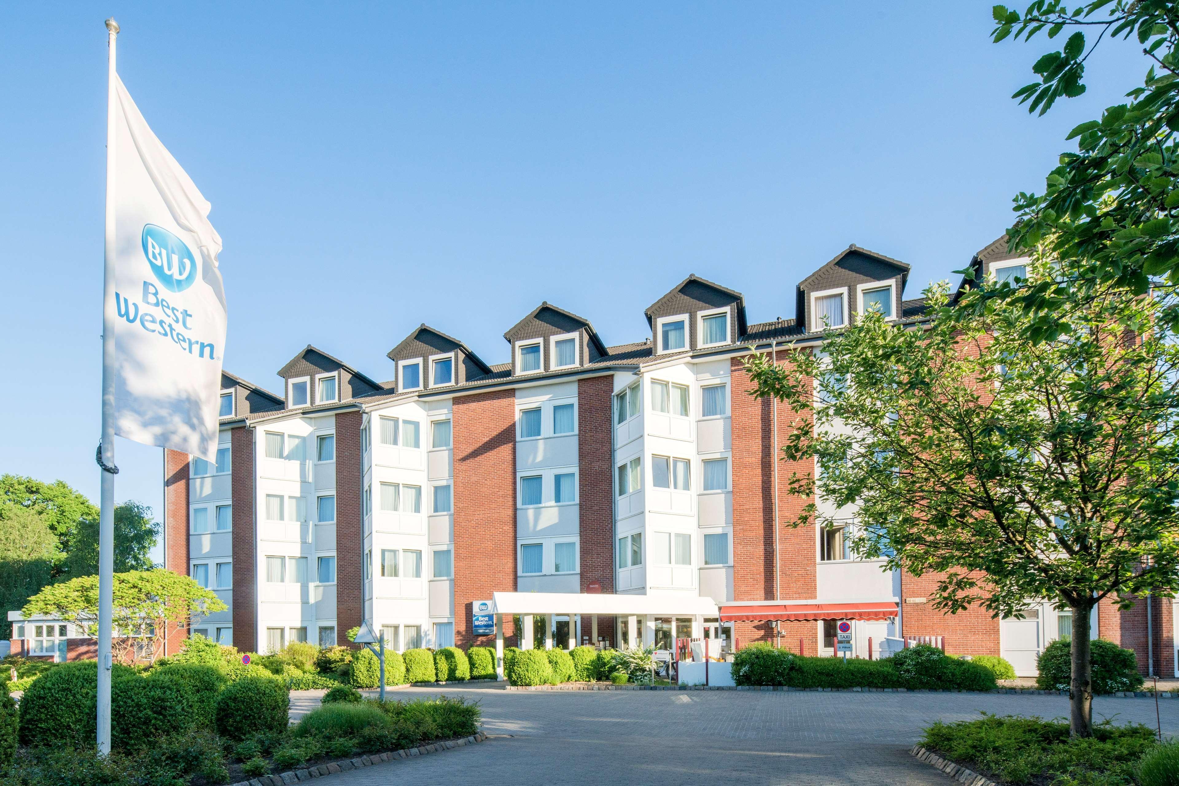 Best Western Hotel Prisma Neumuenster Exterior photo