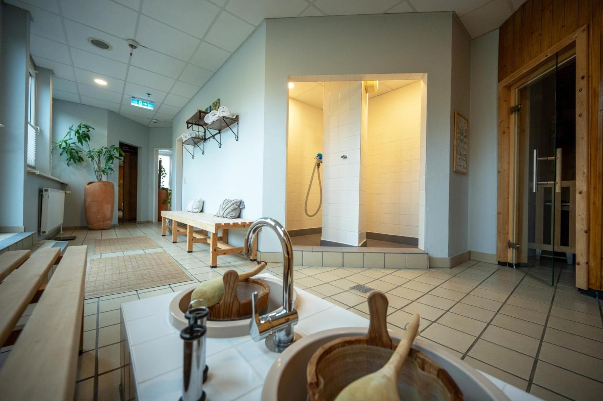 Best Western Hotel Prisma Neumuenster Exterior photo